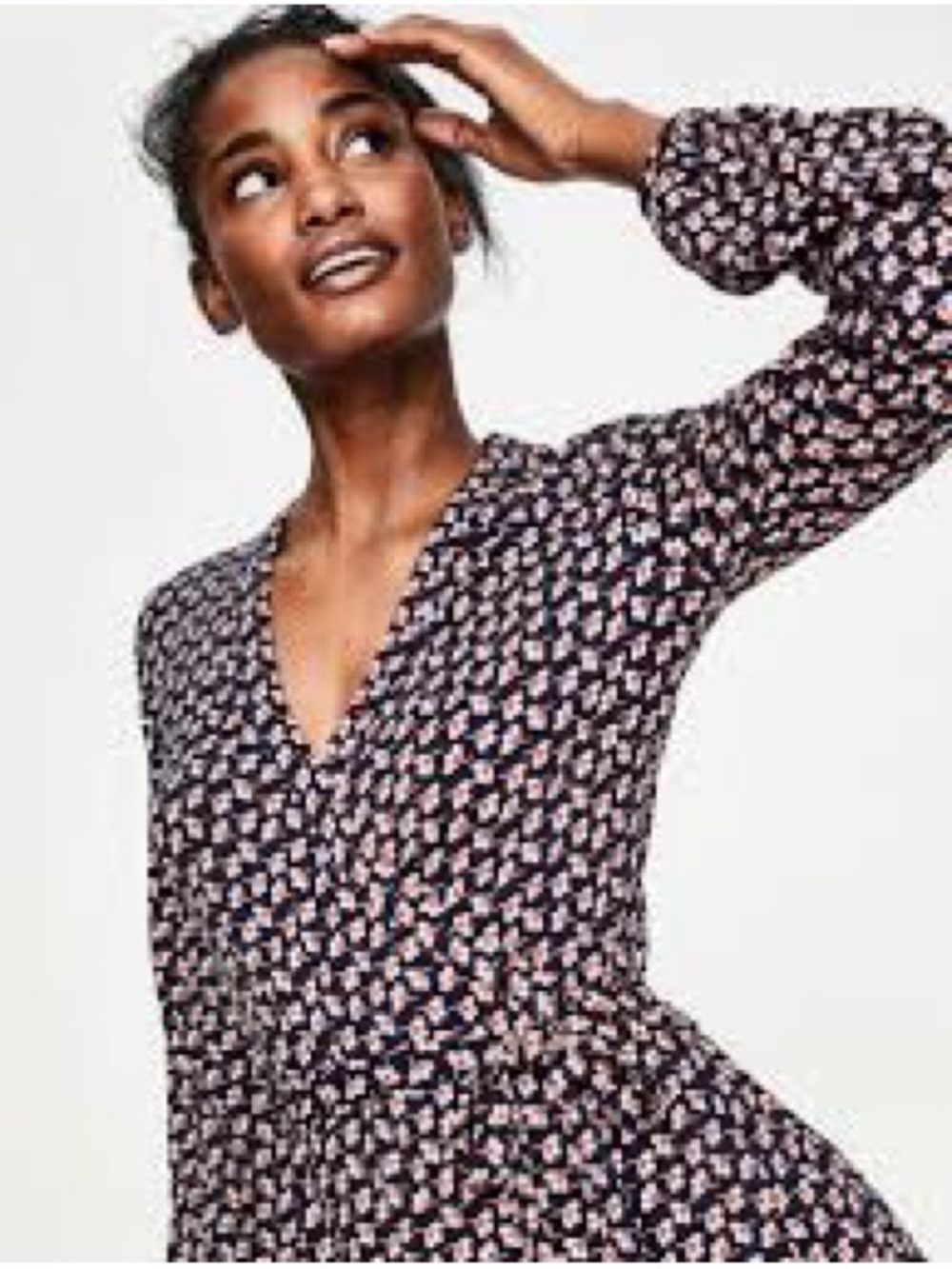 Boden Elodie Wrap Dress with Blush Pink Heart Print - Picture 2 of 7